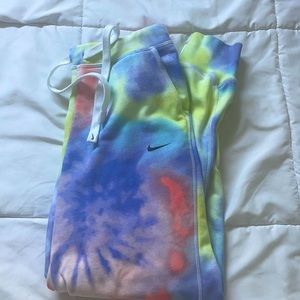 Womens Nike Sweats!!